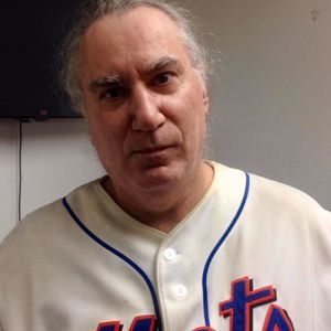 Meet your Posher, Dennis